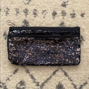 *3-for-10 item* VICTORIAS SECRET // Cosmetic Bag